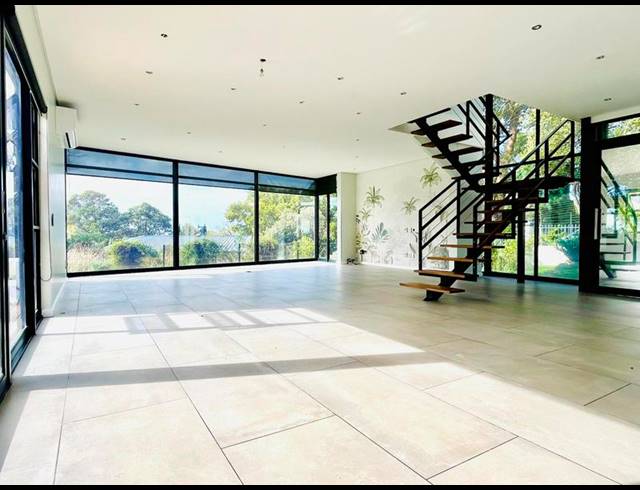 4 BEDROOM PROPERTY TO RENT IN CONSTANTIA
